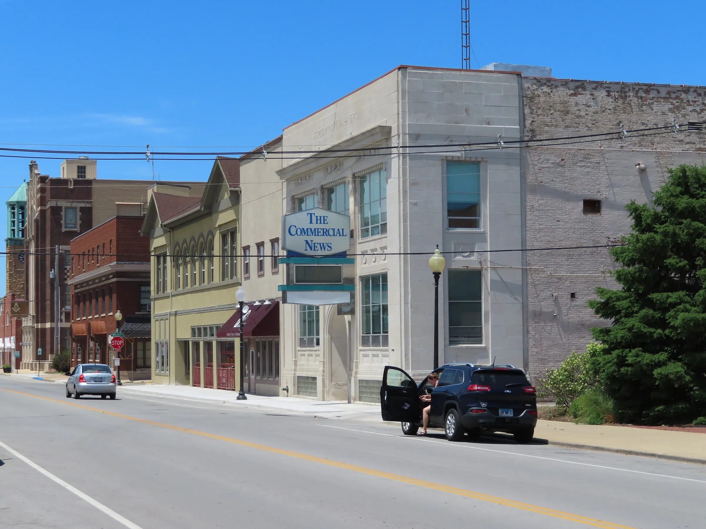 Commercial News building